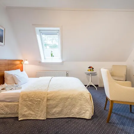 酒店 Carstens 蒂门多弗施特兰德